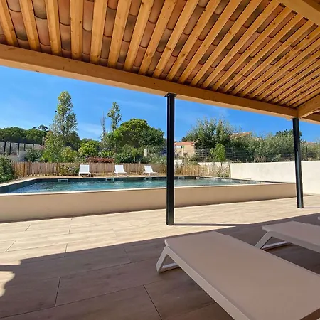Select'sohome - 3 Pieces Avec Piscine, Parking Et A Pied - Pos-36 *